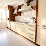 Apartman Contemplando La Catedral By Apartamentoscatedralcamino *