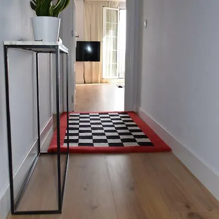 Contemplando La Catedral By Exclusive