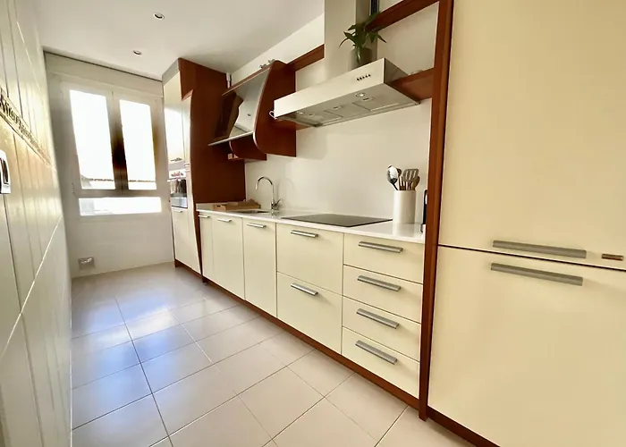 Contemplando La Catedral By Apartamentoscatedralcamino * Burgo