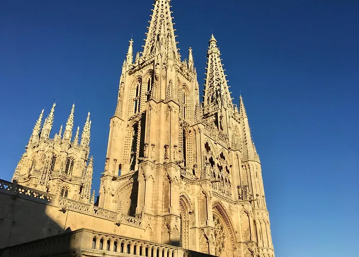 Apartment Contemplando La Catedral By Apartamentoscatedralcamino Burgo